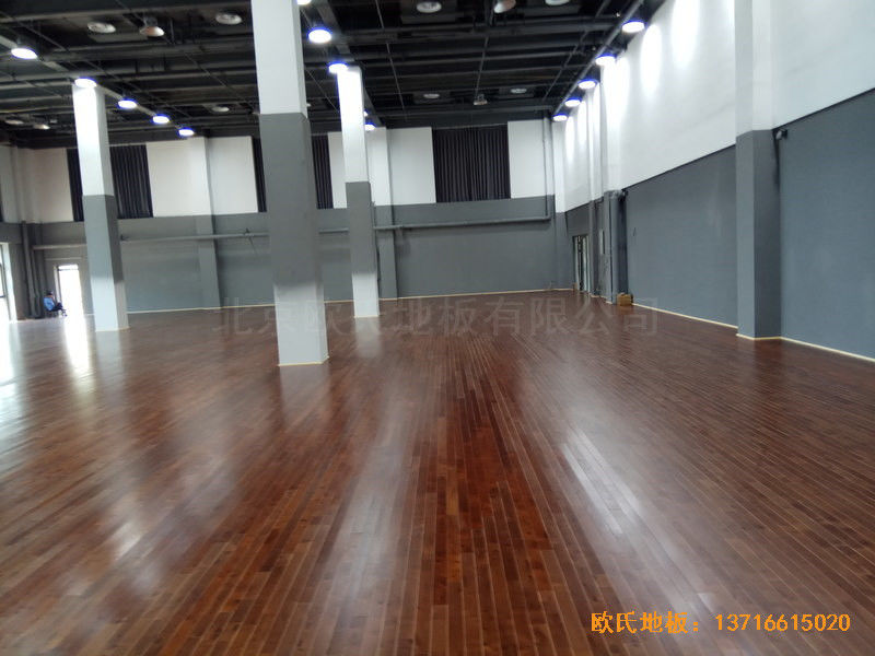 北京亦莊貞觀行業大廈運動場所運動地板安裝案例2
