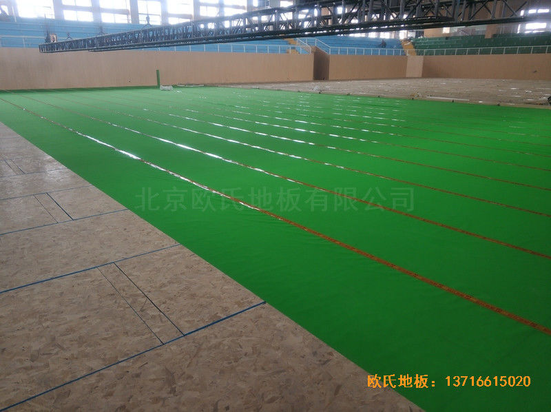 寶雞職業技術學院體育館運動木地板安裝案例2