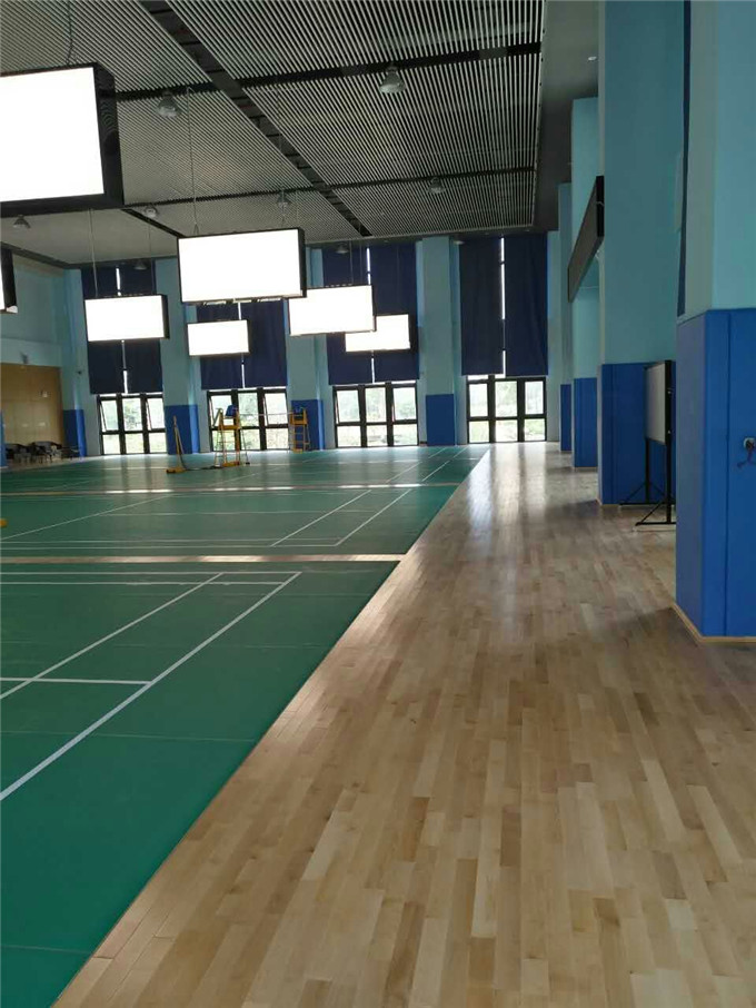 廣東珠海市中航花園羽毛球木地板鋪設工程