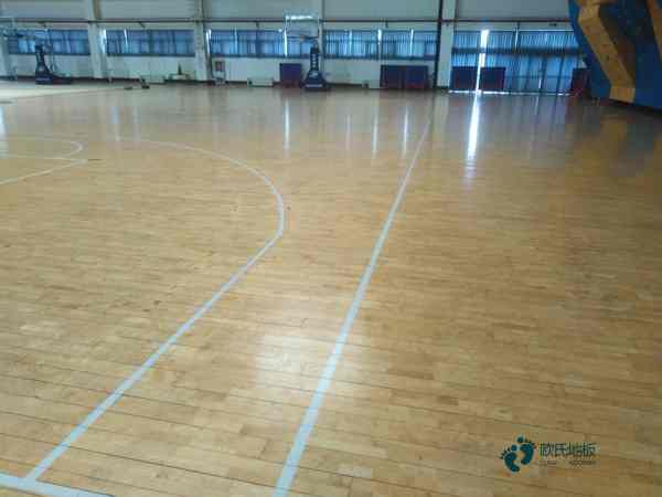 大學(xué)運(yùn)動(dòng)場木地板施工方案2