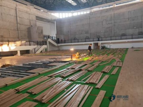 體育籃球木地板的價(jià)格